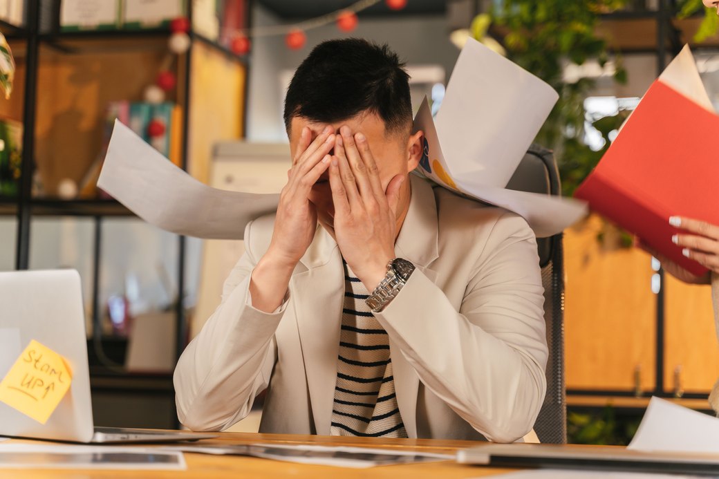 Gánh nặng thật của người chủ hiếm khi là khối lượng công việc, mà là phải ôm hết mọi thứ trong đầu và luôn nơm nớp rằng có gì đó đang trục trặc.